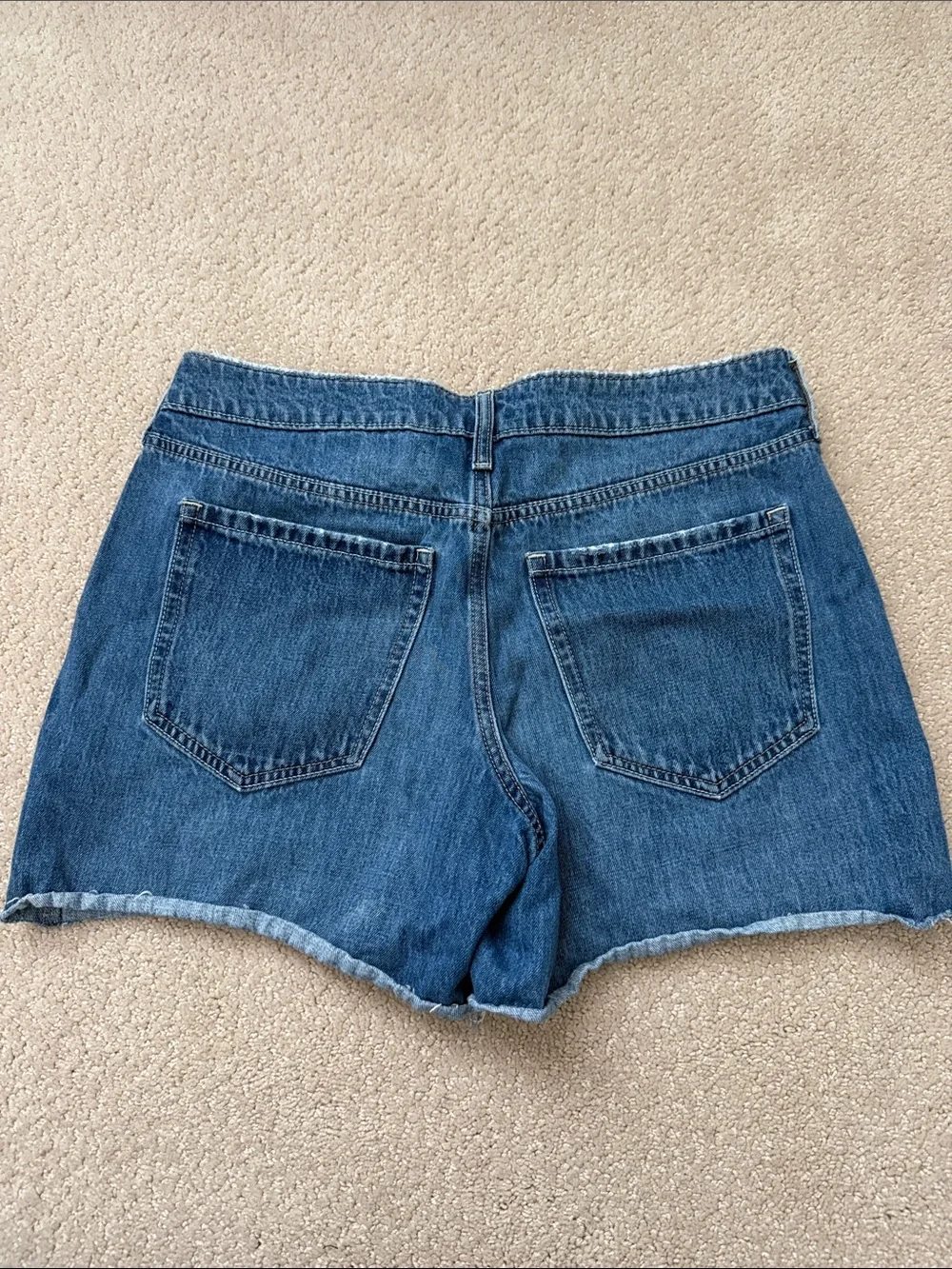 Hollister Low Rise Baggy Short with coastal fold over waist